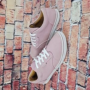 VANS LOWTOP SHOES WOMANS SIZE 8 GUC